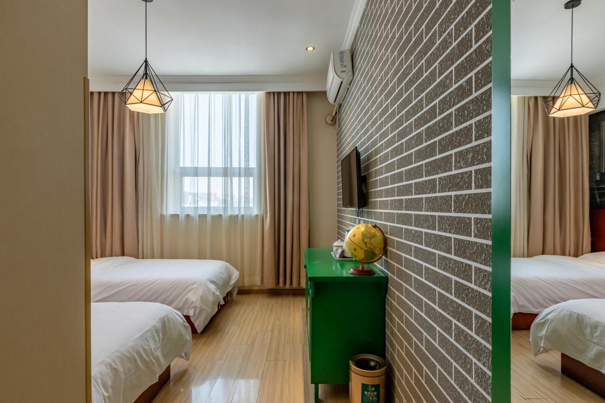Happy Dragon City Center Alley Hotel -In The City Center With Big Window&Heater, Ticket Service&Free Coffee&Food Recommendation,Near Tian Anmen Forbiddencity,Easy To Get Traditional Walking Area&Shichahai Peking Exterior foto